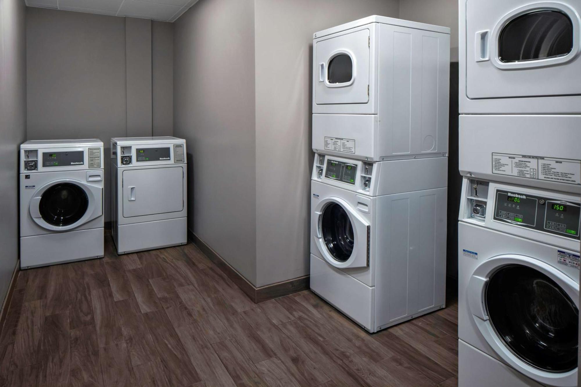 Homewood Suites By Hilton Greensboro Wendover, Nc المظهر الخارجي الصورة