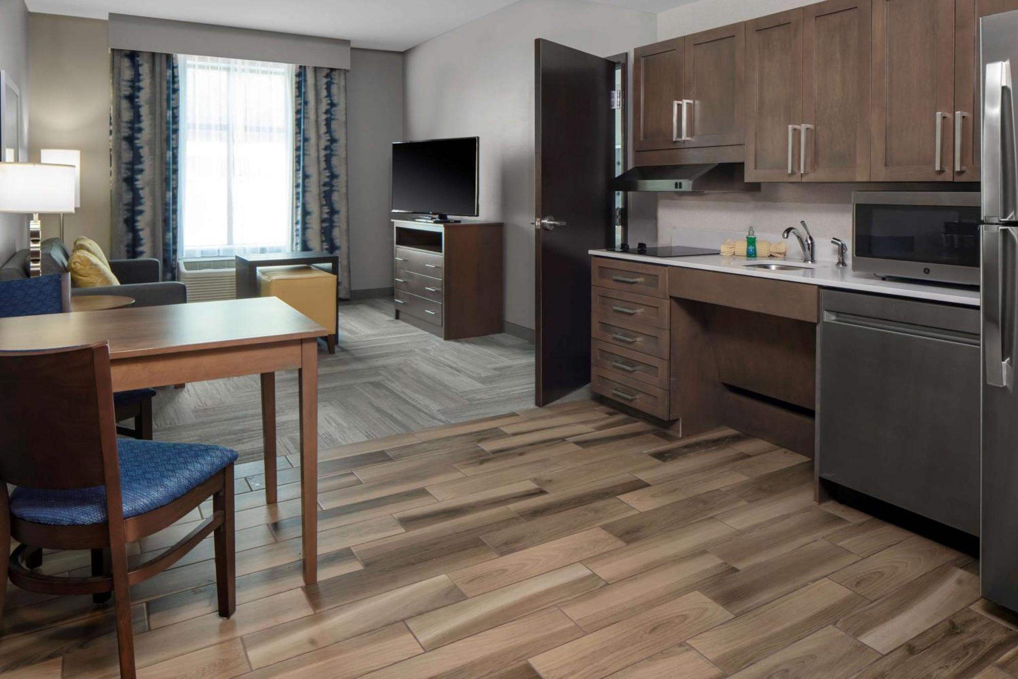 Homewood Suites By Hilton Greensboro Wendover, Nc المظهر الخارجي الصورة